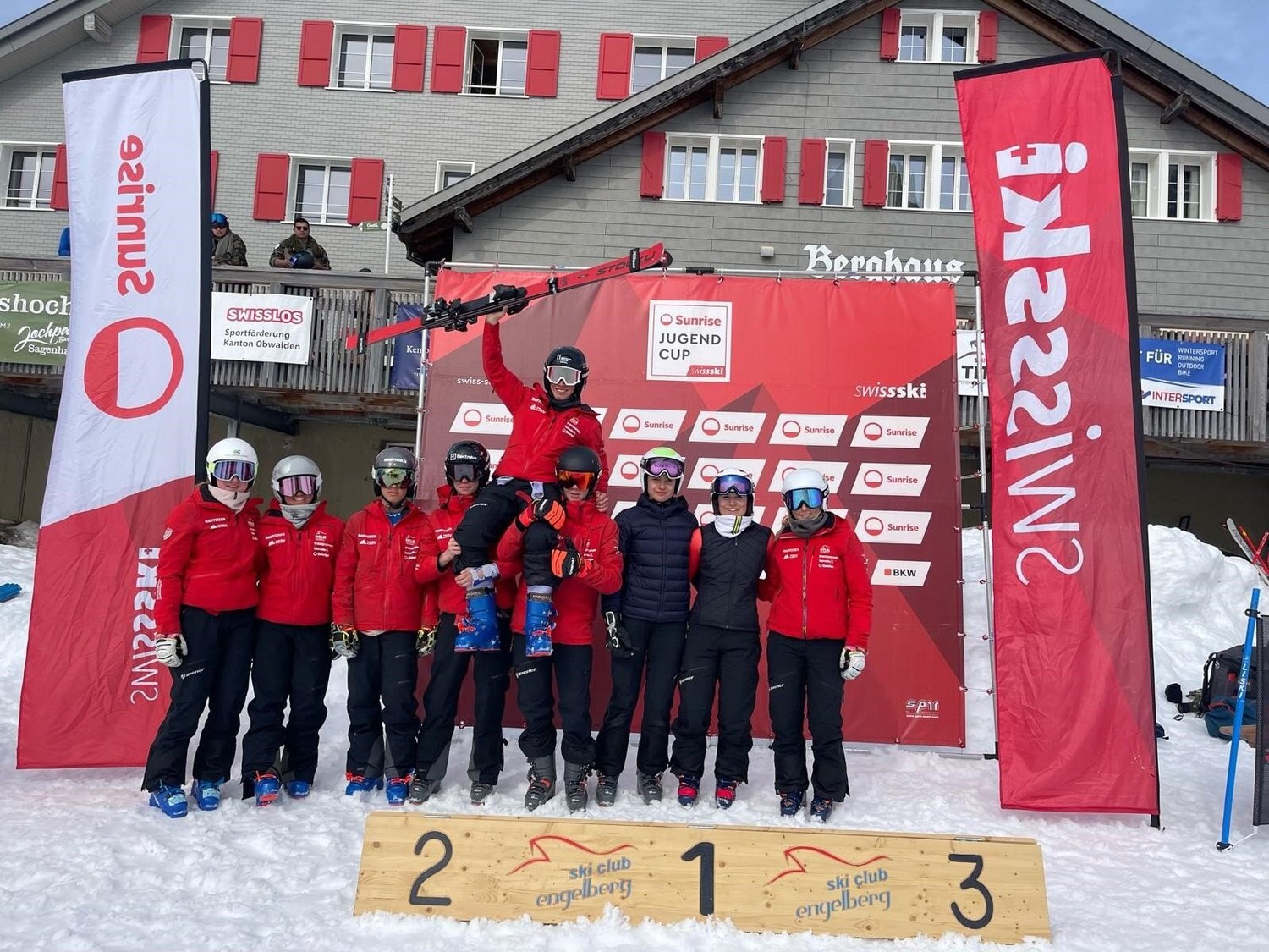 Nino holt sich den Vize-Meistertitel im Slalom - Vitus knapp neben dem U16-Podest